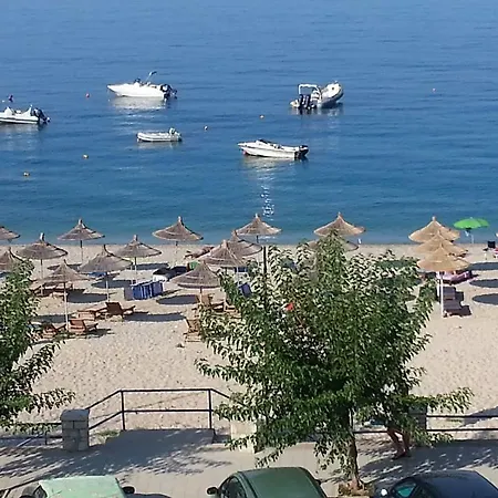 Golden Beach فندق هيماري
