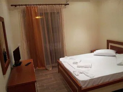 Otel Golden Beach 3*